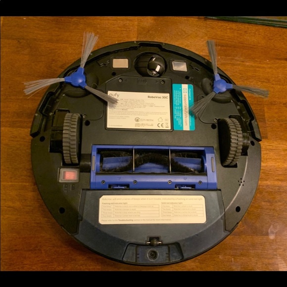 Eufy RoboVac 30C. Model: T2118. Color: Black - Picture 5 of 11